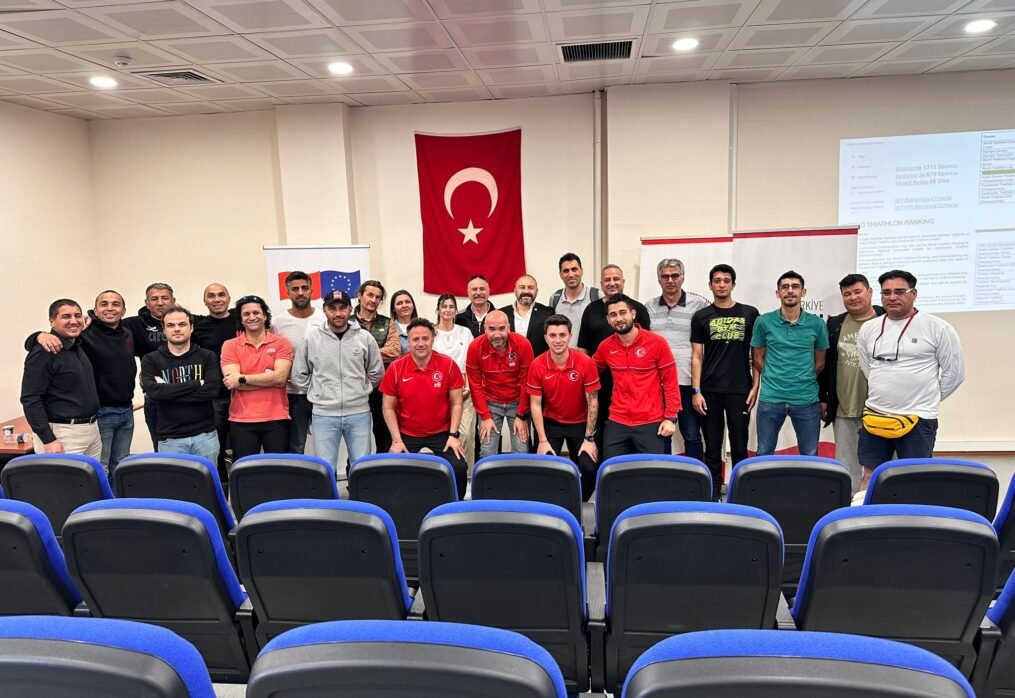 Triatlon Sporu Yaygınlaştırma Eğitimi Türkiye Olimpiyat Merkezinde Gerçekleştirildi